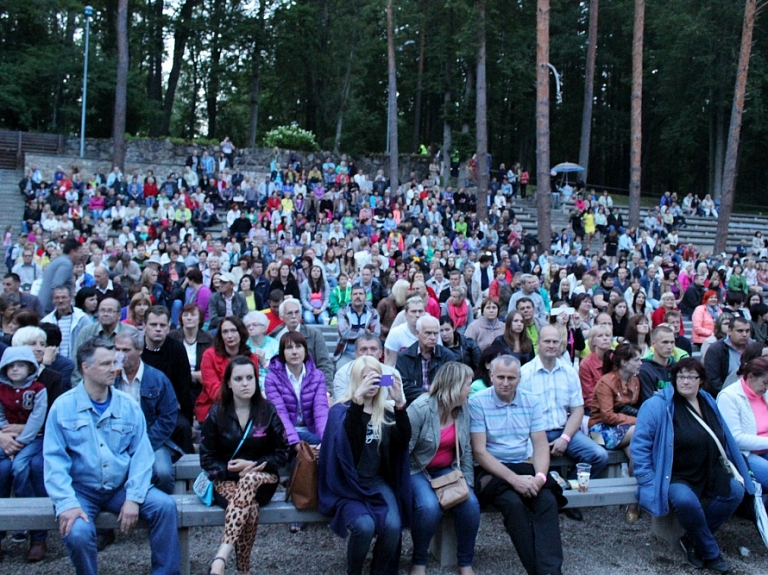 Valmierā notiks grupas "Zeļļi" jubilejas festivāls

