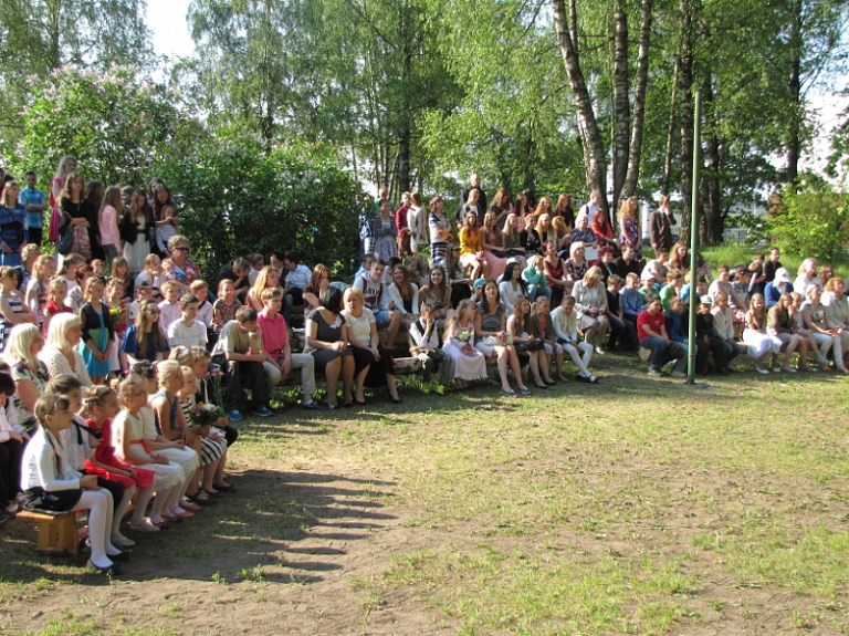 Rīgas Mūzikas internātvidusskola aicina skolēnus no visiem Latvijas novadiem!


