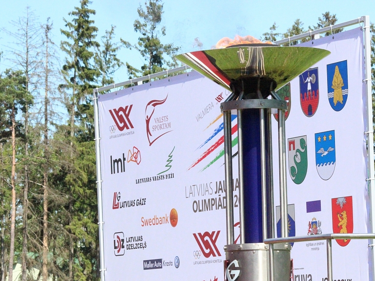 Valmierā atklās Latvijas IV olimpiādi

