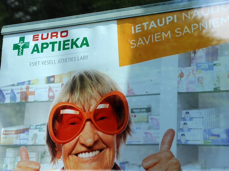 Pēc rekonstrukcijas Valmierā durvis ver "Euroaptieka"

