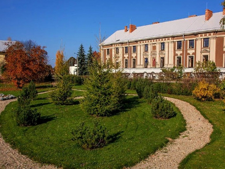 Vircavas vidusskola atzīmēs 180 gadu jubileju

