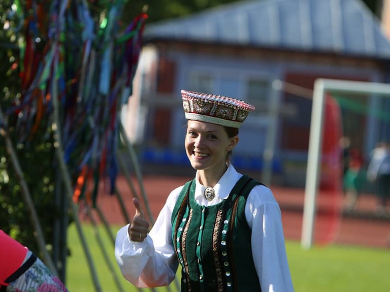 Liepāja izrotāta Jāņiem un ir gatava svinībām