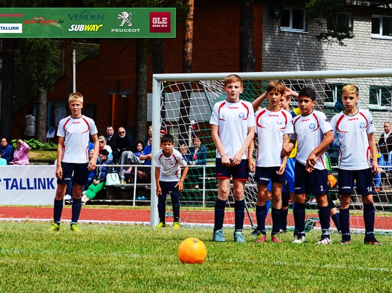 Zēnu Futbola festivāla otrajā turnīrā Salacgrīvā tiksies B grupas komandas

