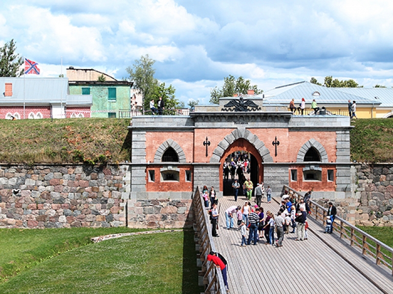 Aicina pieteikties amatniekus un pārtikas mājražotājus festivālam "Dinaburg – 1812"

