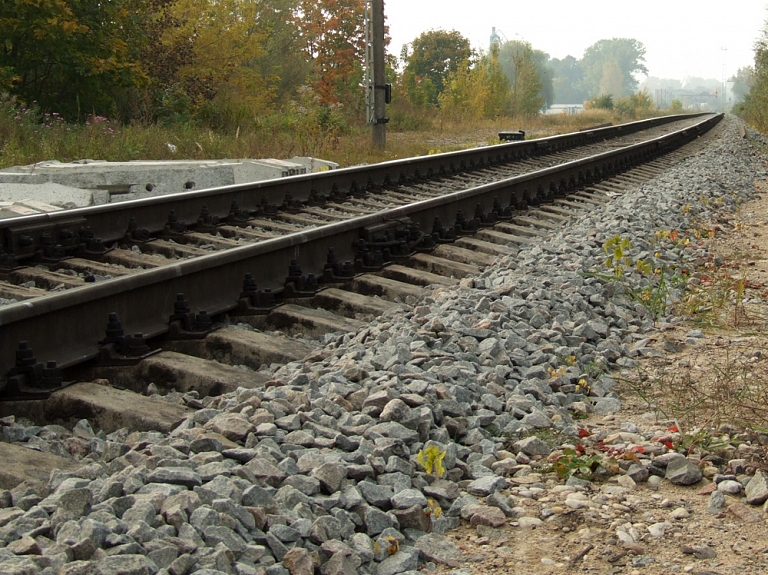 Salacgrīvā piedāvā īstenot iedzīvotājiem netīkamu "Rail Baltica" maršrutu

