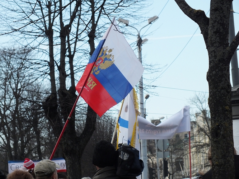 Pētījums: Masu protestu iespējamība un plašs atbalsts Krievijas veiktām provokācijām Latvijā ir maz ticams

