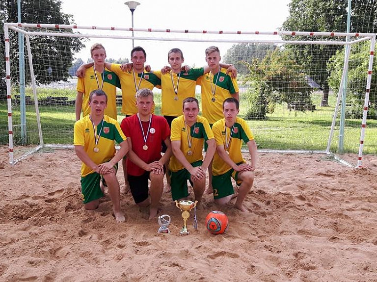 Dagdas novada komanda piedalījās "Ludzas atklātajā pludmales futbola turnīrā 2016"