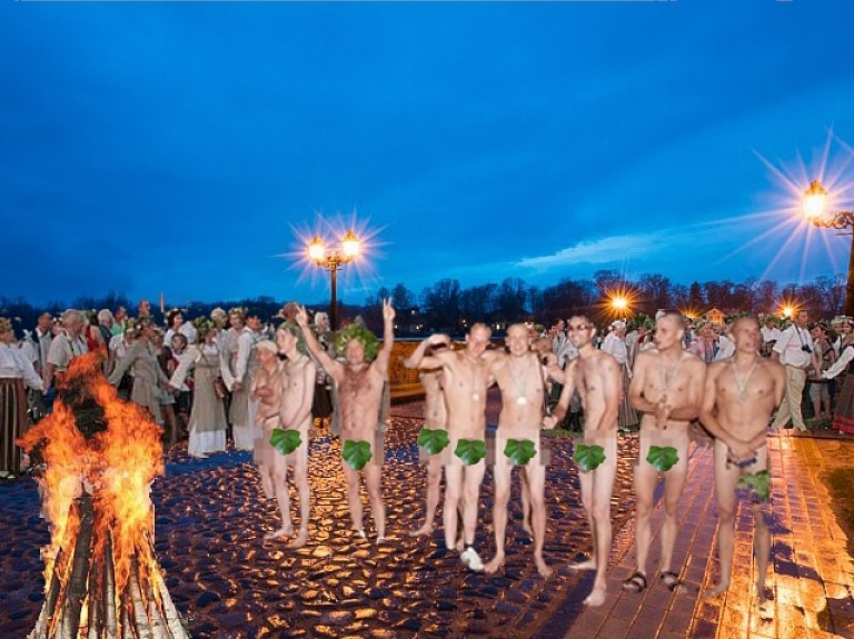 Kuldīgā Jāņabērni jau 16.reizi dosies "Pliko skrējienā"

