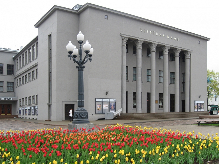 Daugavpils teātris pērn strādājis ar 576 eiro peļņu

