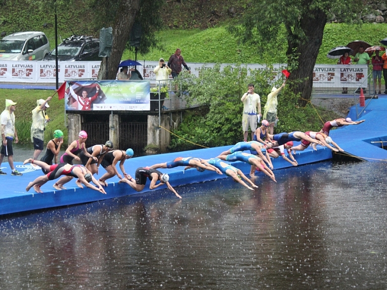Valmierā norisinās Latvijas IV olimpiādes trešā diena

