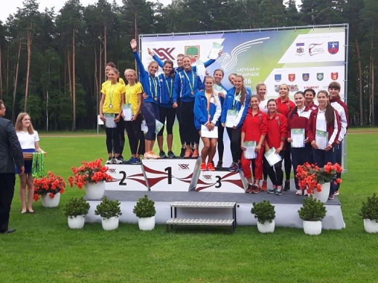 Latvijas IV olimpiāde Saldus novada sportistiem ir noslēgusies ar deviņām medaļām

