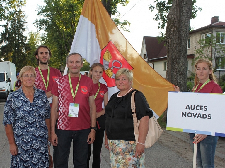 Auces sportistu rezultāti Latvijas IV olimpiādē