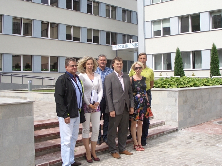 Pabeigts Vidzemes slimnīcas pagalma remonts

