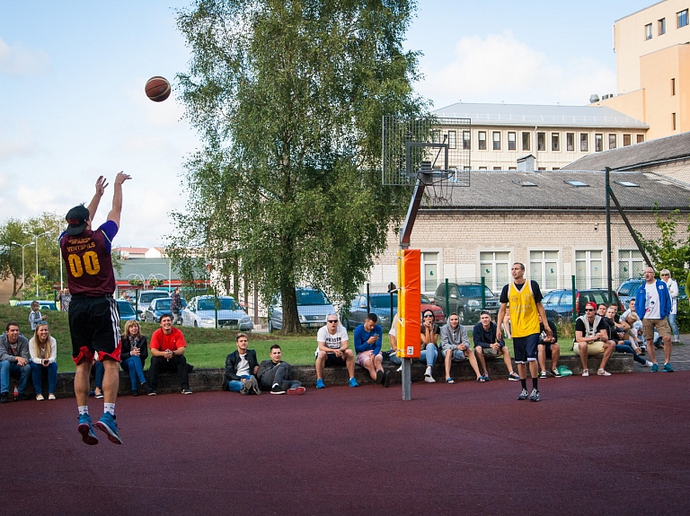 Ventspils vasaras basketbola līgā tuvojas izslēgšanas spēles

