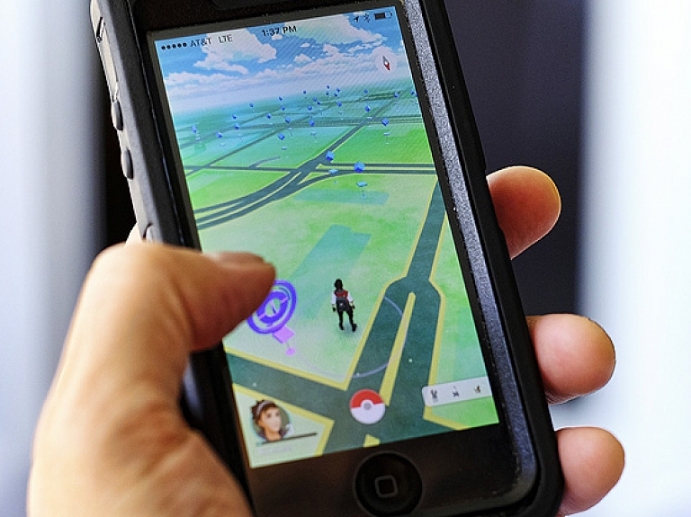 IT drošības eksperti aicina atturēties no neoficiālo "Pokemon GO" versiju ielādes

