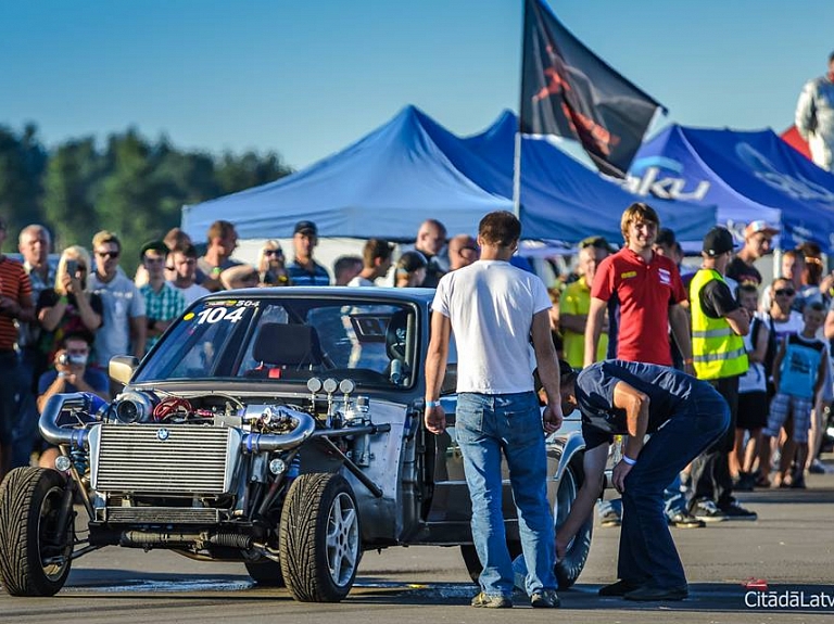 Grandiozs auto-moto pasākums viesosies Ventspilī

