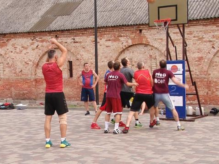 Daugavpils cietoksnī norisinājās "Sporta diena", drīzumā – "Jautrie starti"

