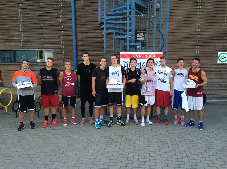 Noslēdzies Ventspils 3x3 Ielu basketbols

