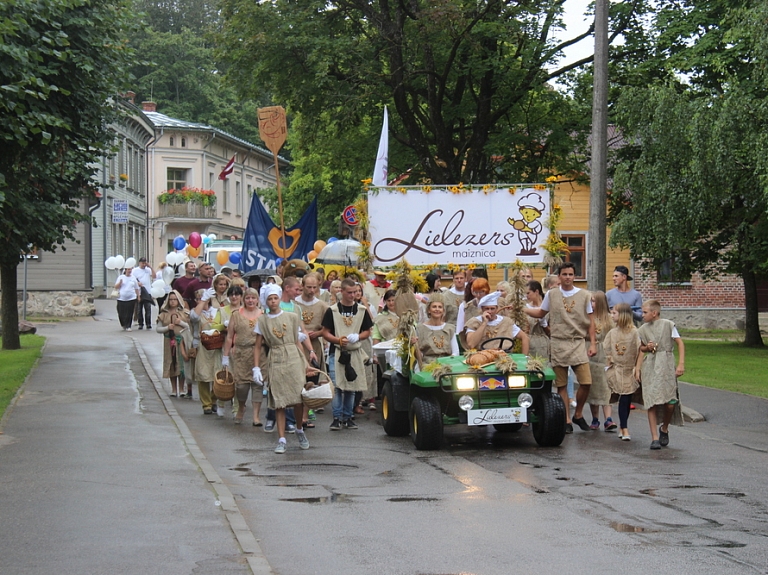 Limbažos atklāti pilsētas svētki

