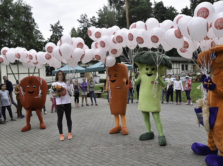 Jelgavnieces sapnis iepriecina nometnes dalībniekus