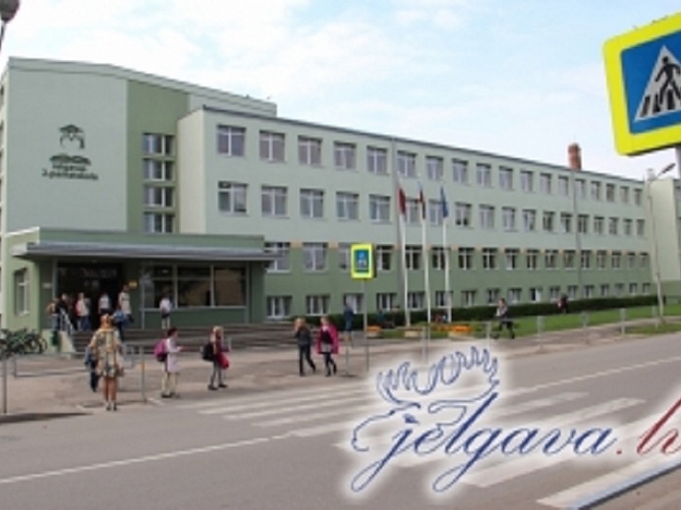 Pie Jelgavas skolām nosaka ātruma ierobežojumus

