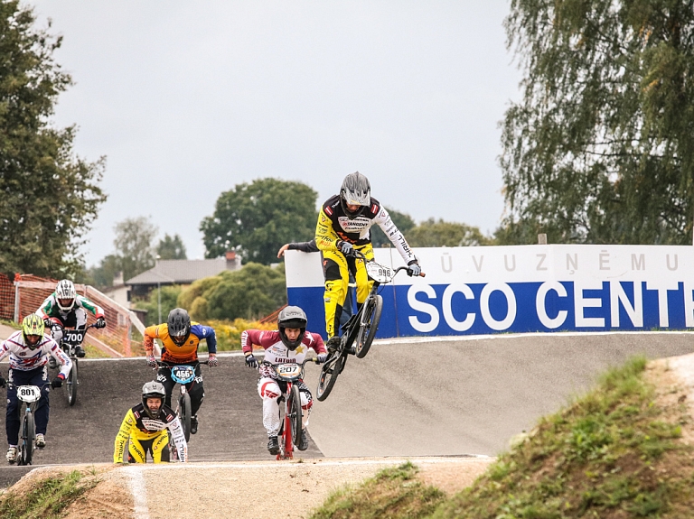 Valmieras "Grand Prix BMX" izcīna Kristens Krīgers

