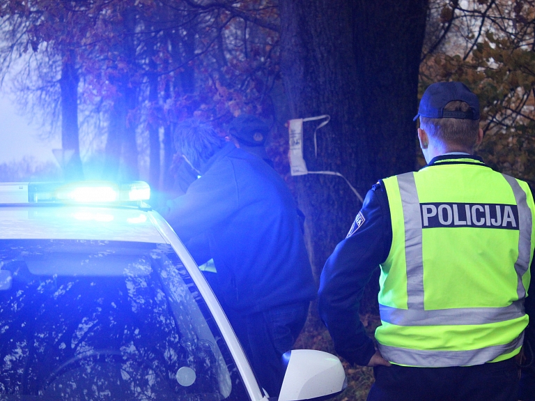 T/c "Valleta" skatāma Valsts policijas fotoizstāde "Policijas darbs"