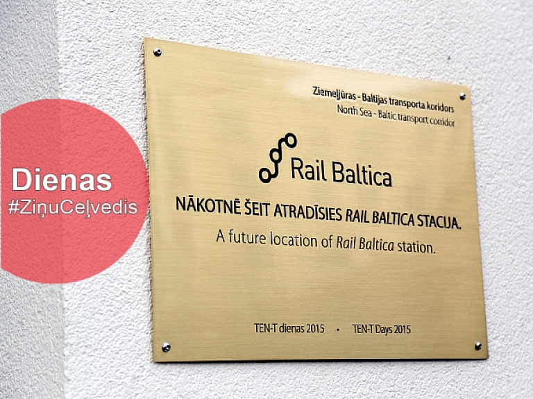 Vienojas par "Rail Baltica", Limbažos aizdegusies māja, notiks zinātnieku nakts