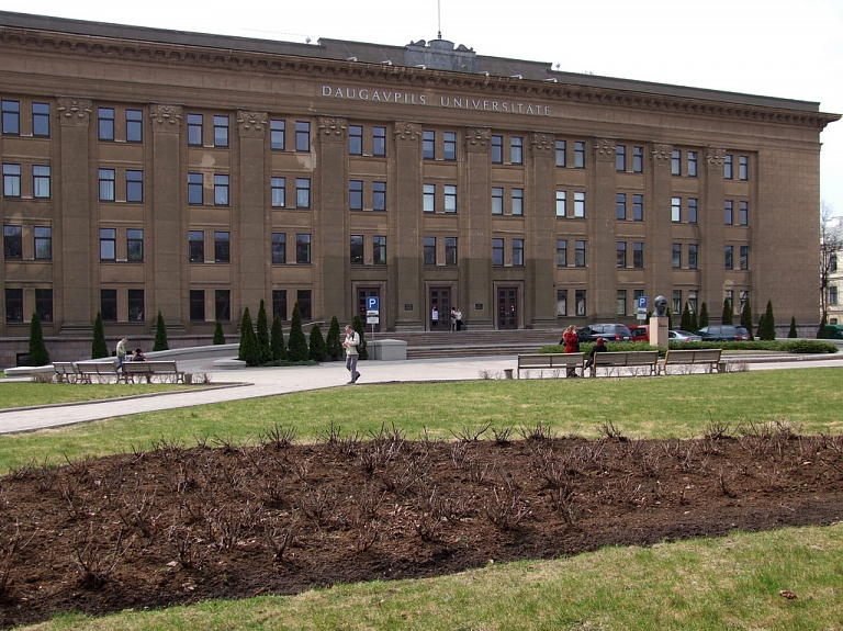 Vienojas turpināt UNESCO LNK un Daugavpils Universitātes sadarbību

