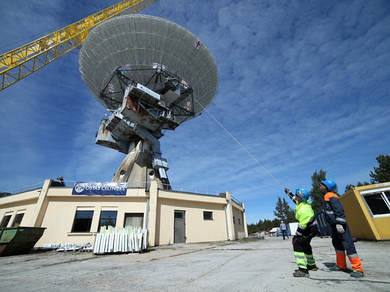 Parakstīta vienošanās par Ventspils Starptautiskā radioastronomijas centra uzņemšanu Eiropas radioastronomijas novērojumu tīklā