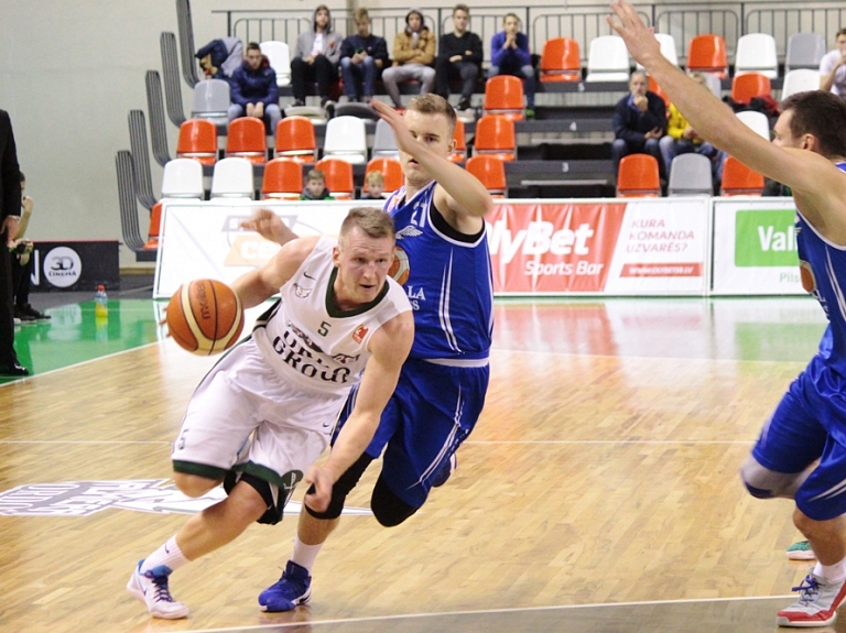 "Valmiera/ORDO" basketbolisti LBL spēlē gūst uzvaru pār "Jūrmala/Fēnikss" komandu