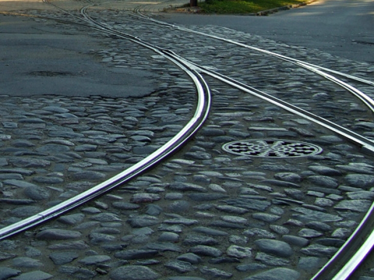 Iespējas Skanstes tramvaja līnijas izvietošanai pētījis vairākkārt Rīgas domes iepirkumos uzvarējis mazpazīstams uzņēmums

