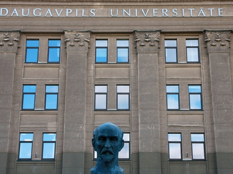 Daugavpils Universitātes personāls un studējošie svinēs augstskolas 95 gadu jubileju