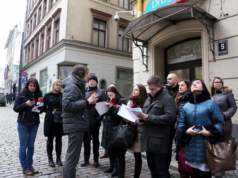 Karostas glābšanas biedrības rīkotos kursus beiguši 11 jauni gidi