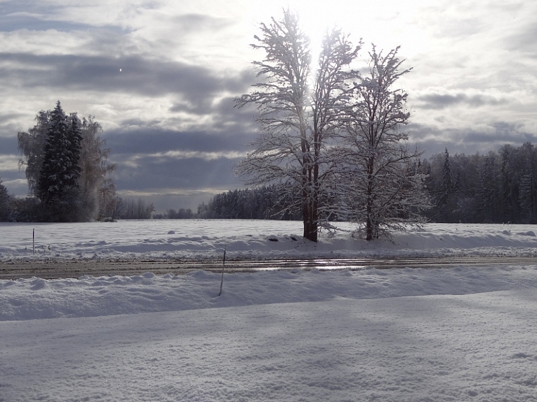 "Lauku ceļotājs": Sniega trūkums ziemā būtiski neietekmētu lauku tūrisma mītņu noslodzi
