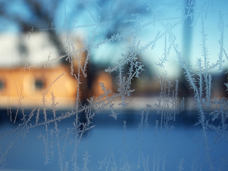 Šonedēļ nokrišņi turpināsies un laiks kļūs aukstāks
