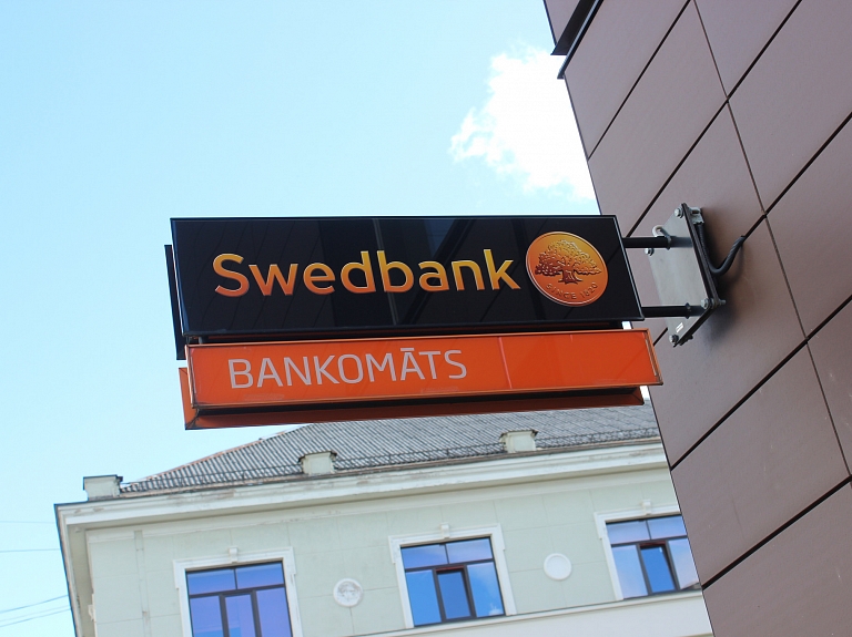 Lielāko banku trijnieks nemainīgs - "Swedbank", "ABLV Bank" un "Rietumu Banka"

