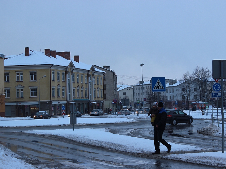 Pilsētas iedzīvotājus aicina deklarēties Valmierā