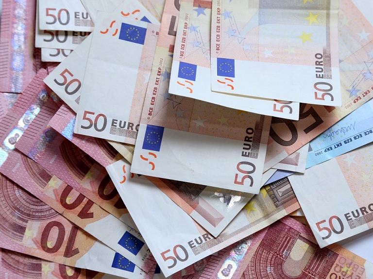 Jelgavā noslepkavotā vīrieša radinieki tiesā prasa līdz 50 000 eiro kompensācijas