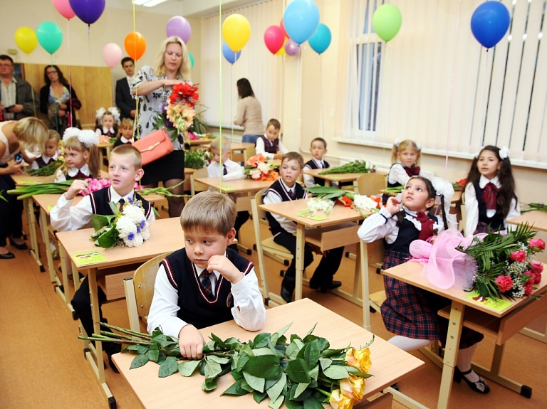 Kuldīgas novadā nosaka, kuriem pirmklasniekiem būs priekšroka uzņemšanai konkrētajā skolā