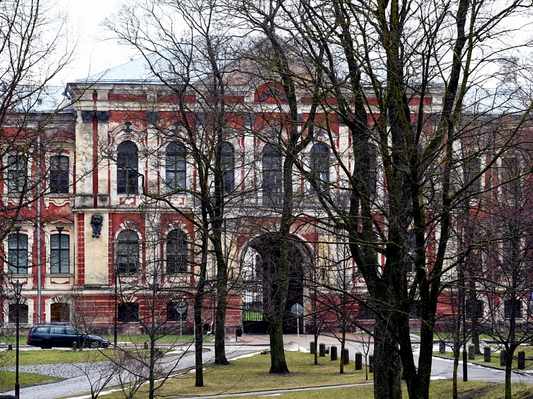 LLU aicina skolēnus uz vienu dienu kļūt par studentu sekotājiem