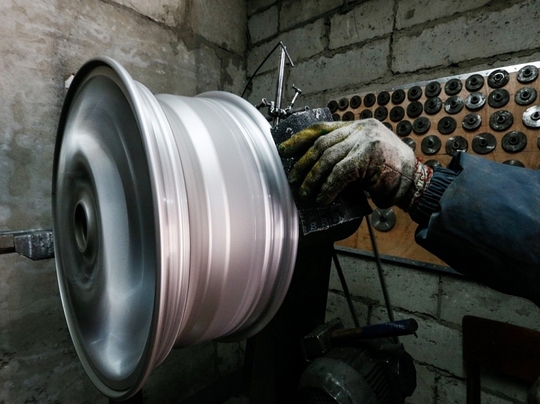 Zviedrijas uzņēmums "Trelleborg Wheels Systems" uz Liepājas ražotni pilnībā pārcels riteņu disku ražošanu