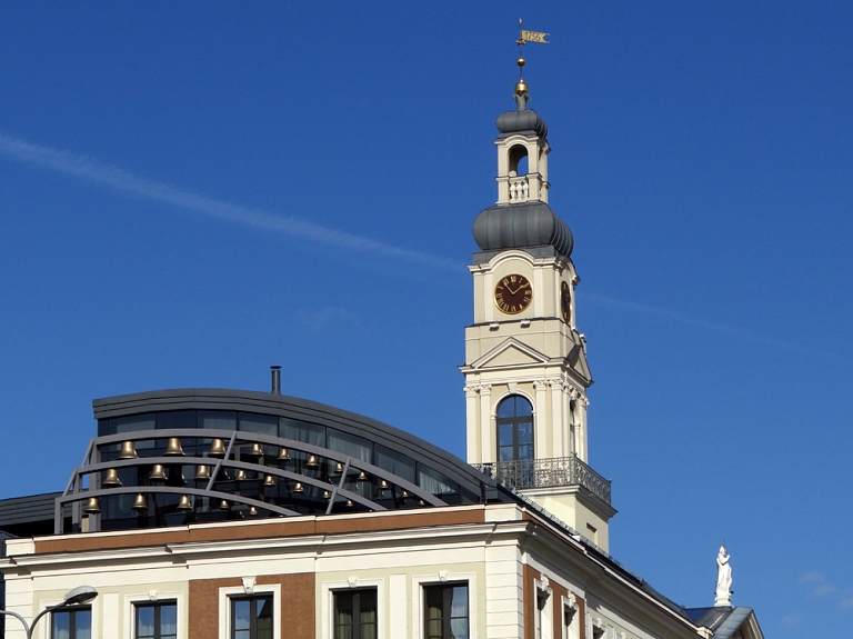 Rīgas domes komiteja akceptē četru izglītības iestāžu vadītāju iecelšanu amatos

