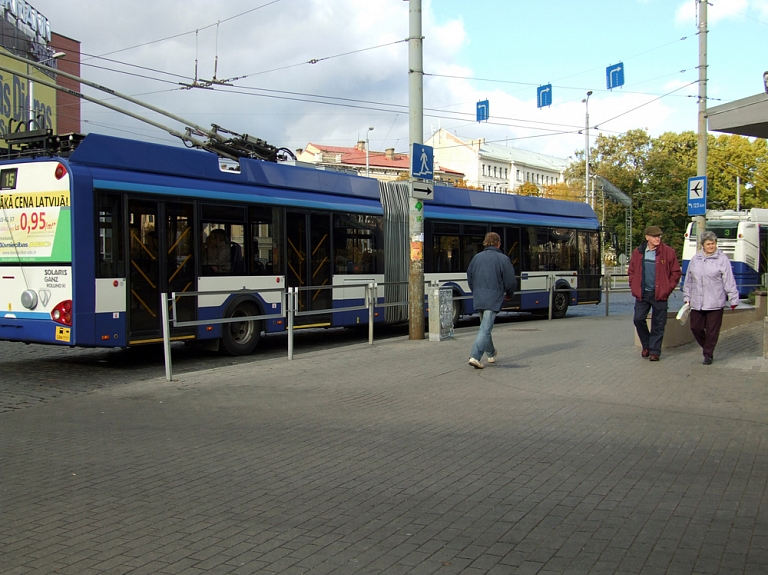 Panākumu gadījumā Rīgas domes vēlēšanās Bordāna partija sola ieviest galvaspilsētā bezmaksas sabiedrisko transportu

