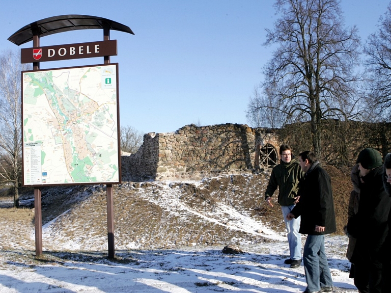 Martā Dobelē koncertēs austrumu deju klubi