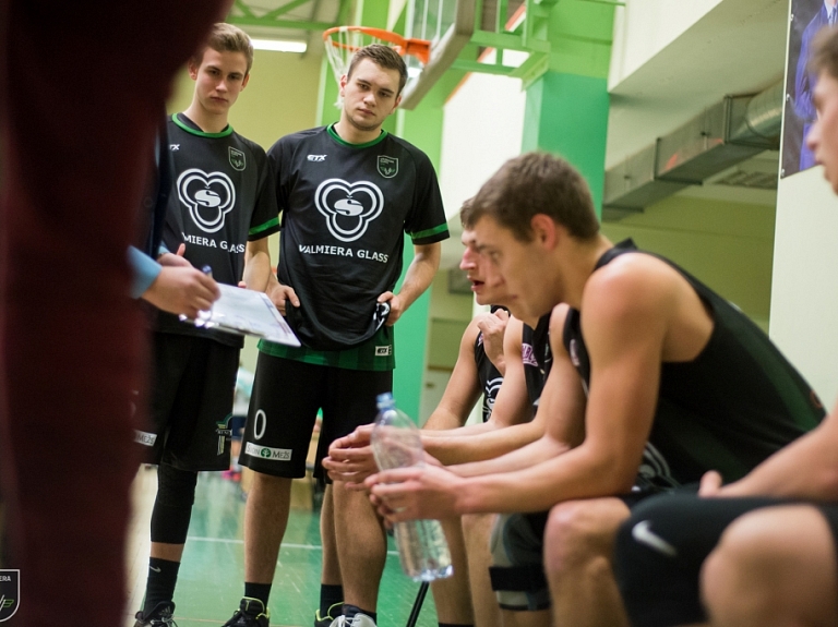 "Valmiera Glass/Vidzemes Augstskola" piekāpjas "BK Turībai"