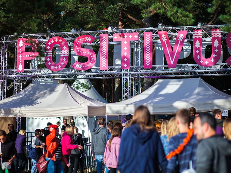 "Positivus" uzstāsies "Pixies", "Alt-J" un Elija Goldinga

