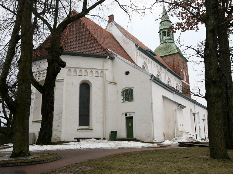 Valmierā Sv. Sīmaņa baznīcā izskanēs garīgās mūzikas koncerts