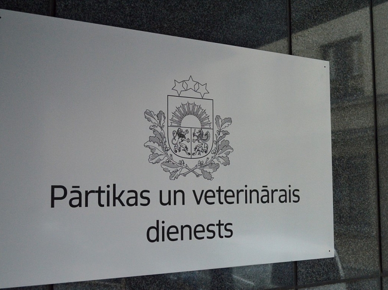Kalētu pagastā zviedram piederošā nolaistā fermā atrasti desmit nobeigušies mājlopi