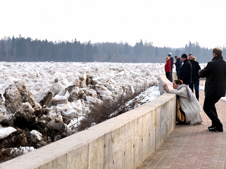 Palu ūdens Pļaviņu mūzikas telpās nav iekļuvis